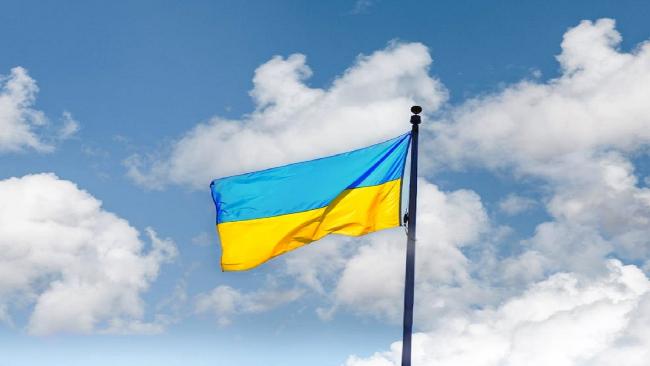 ความขัดแย้งในยูเครน: รัสเซียขึ้นอัตราดอกเบี้ยสองเท่า
