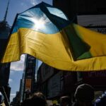 ความขัดแย้งในยูเครน: รัสเซียขึ้นอัตราดอกเบี้ยสองเท่า